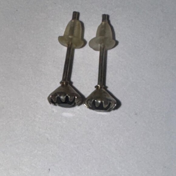 5 Mm Star Black Cz And Sterling Post Earrings - Picture 9 of 12